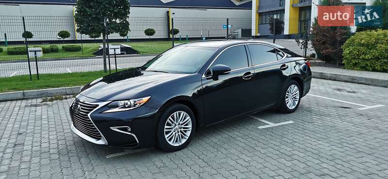 Седан Lexus ES 2017 в Хмельницькому