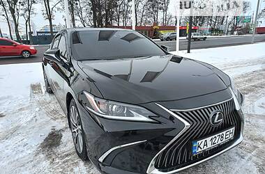 Седан Lexus ES 2020 в Вінниці