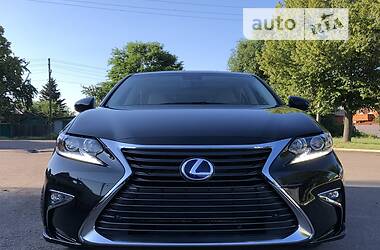 LEXUS ES 300H 2015