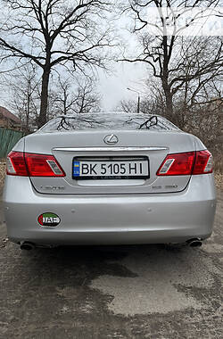 Седан Lexus ES 2007 в Киеве