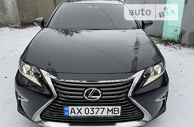 Седан Lexus ES 2017 в Ивано-Франковске