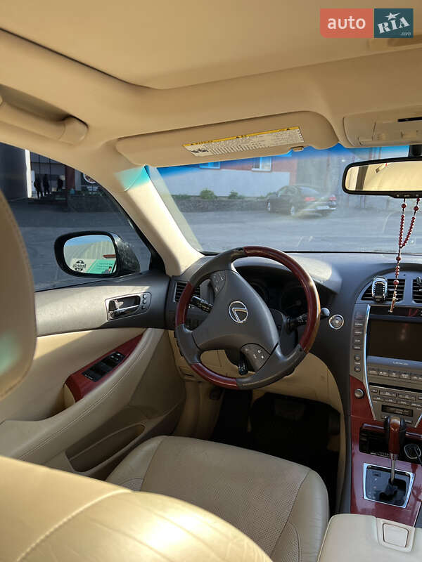Седан Lexus ES 2007 в Львові