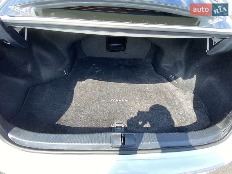 Седан Lexus ES 2014 в Киеве фото 17 Седан Lexus ES 2014 в Киеве