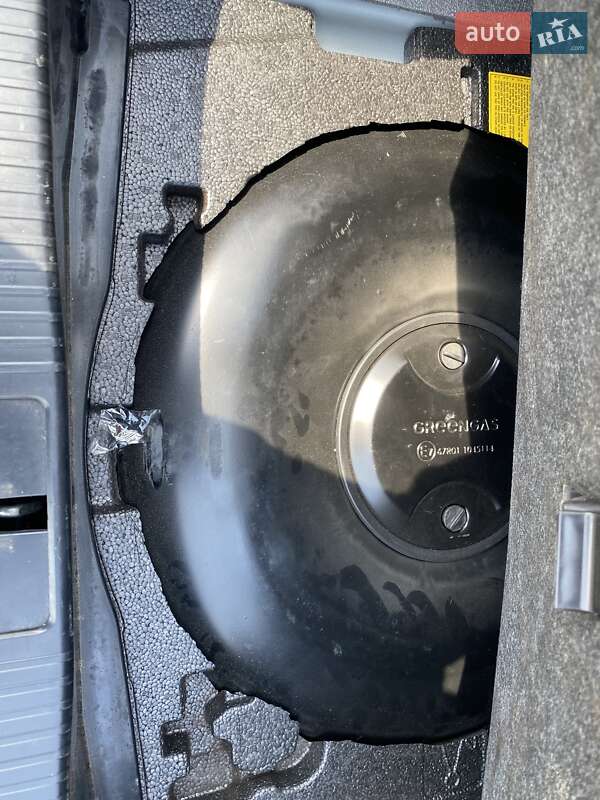 Седан Lexus ES 2014 в Киеве фото 20 Седан Lexus ES 2014 в Киеве