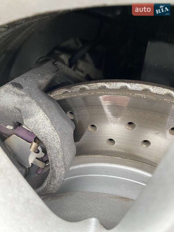 Седан Lexus ES 2014 в Киеве фото 37 Седан Lexus ES 2014 в Киеве