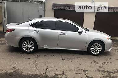 Седан Lexus ES 2015 в Одессе