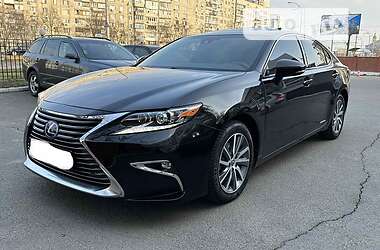 Седан Lexus ES 2017 в Києві