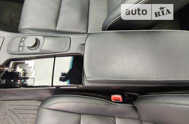 Седан Lexus ES 2014 в 