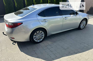 Седан Lexus ES 2013 в 
