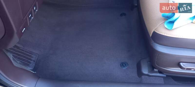 Седан Lexus ES 2016 в Ровно