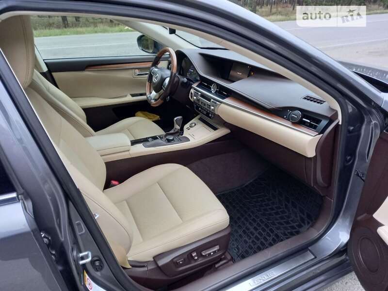 Седан Lexus ES 2016 в Белой Церкви фото 9 Седан Lexus ES 2016 в Белой Церкви