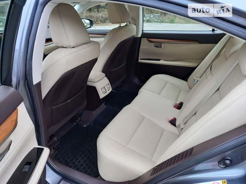 Седан Lexus ES 2016 в Белой Церкви фото 11 Седан Lexus ES 2016 в Белой Церкви