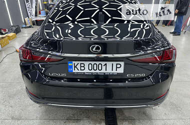 Седан Lexus ES 2021 в Вінниці