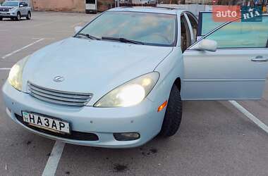 Седан Lexus ES 2004 в Киеве