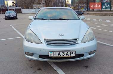 Седан Lexus ES 2004 в Киеве