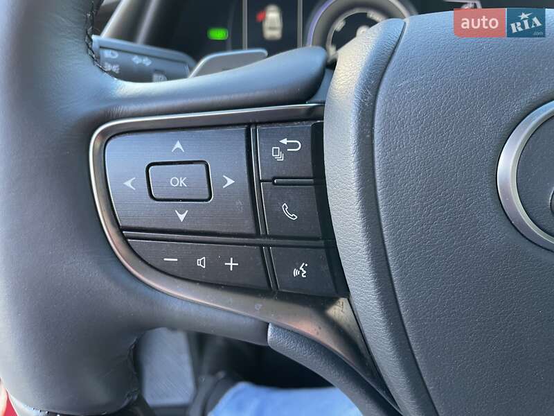 Седан Lexus ES 2018 в Одессе