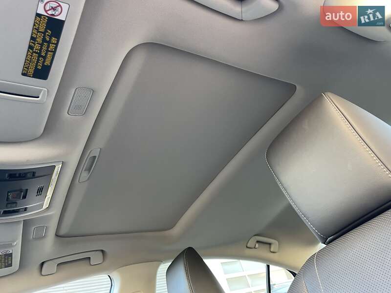 Седан Lexus ES 2018 в Одессе