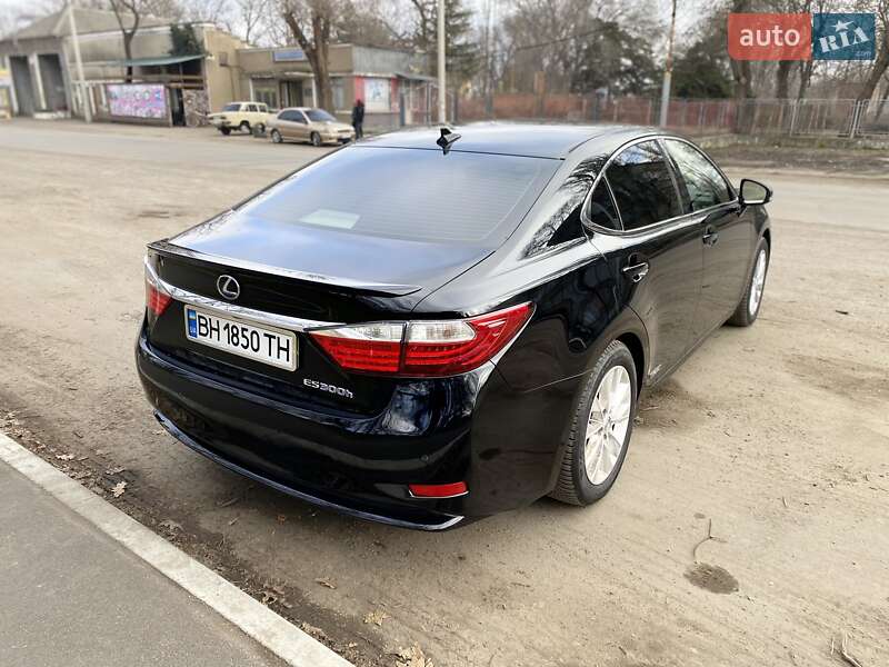 Lexus ES 2012