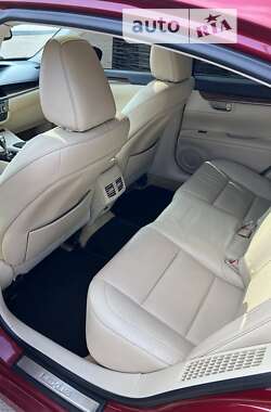 Седан Lexus ES 2013 в Чернигове