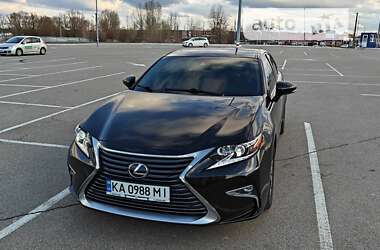 Седан Lexus ES 2018 в Киеве