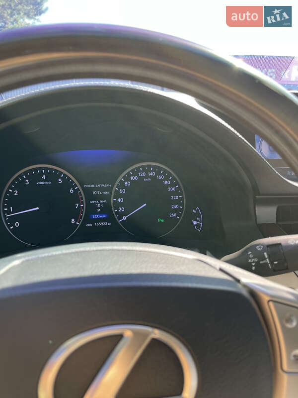 Седан Lexus ES 2013 в Кропивницькому