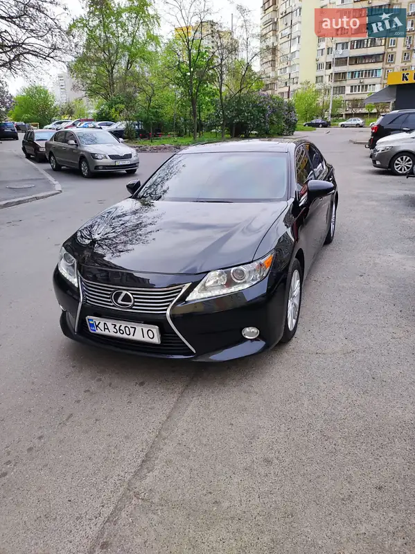 Lexus ES 2012