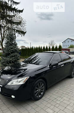 Седан Lexus ES 2008 в Львове