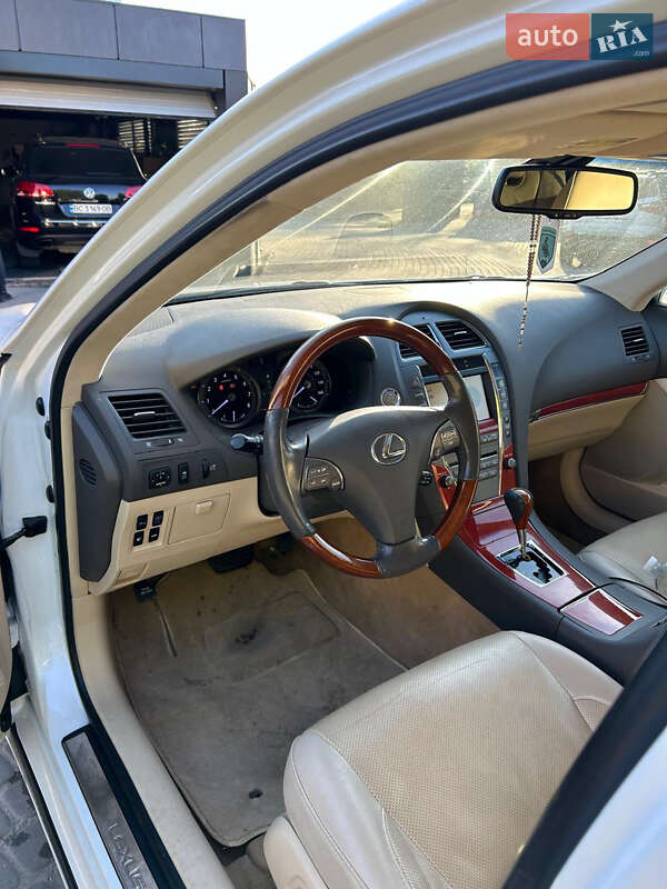 Седан Lexus ES 2011 в Львові фото 6 Седан Lexus ES 2011 в Львові