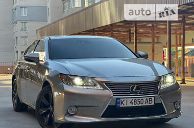 Седан Lexus ES 2014 в Белой Церкви