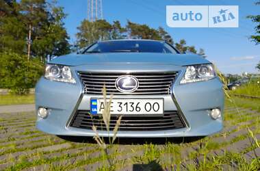 Седан Lexus ES 2012 в Львові