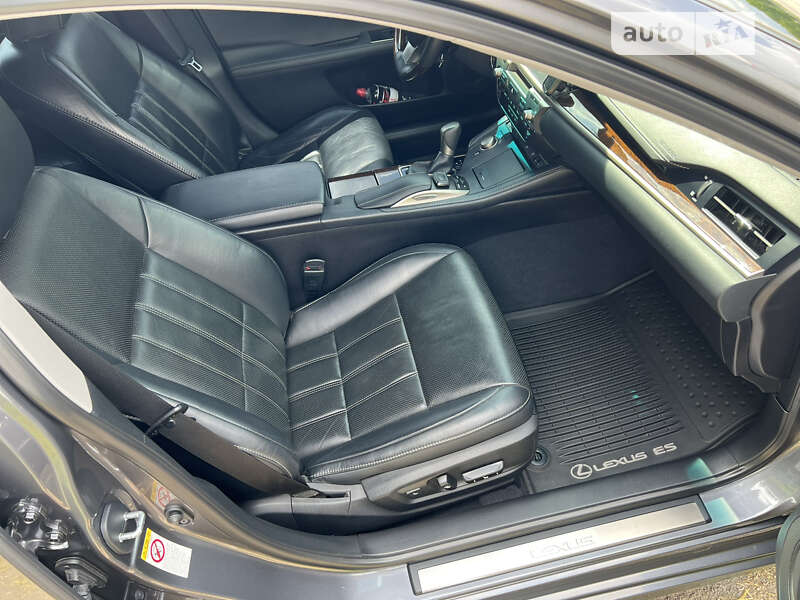 Седан Lexus ES 2018 в Кропивницком фото 18 Седан Lexus ES 2018 в Кропивницком