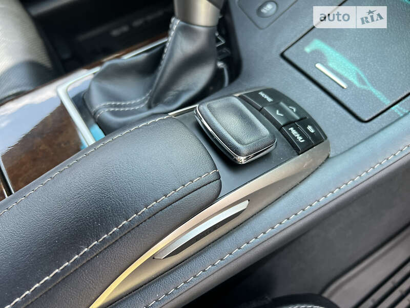 Седан Lexus ES 2018 в Кропивницком фото 27 Седан Lexus ES 2018 в Кропивницком