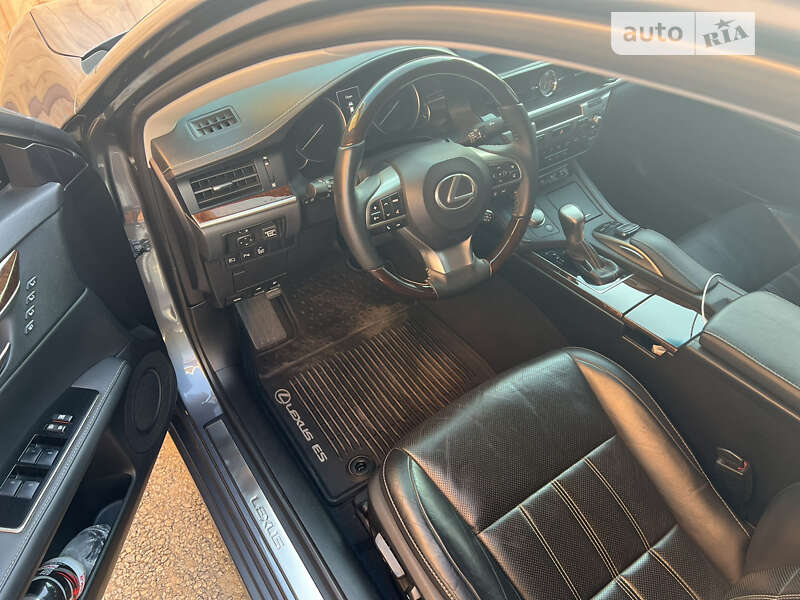 Седан Lexus ES 2018 в Кропивницком фото 32 Седан Lexus ES 2018 в Кропивницком