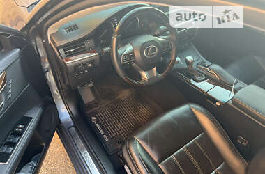 Седан Lexus ES 2018 в 