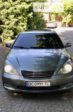 Седан Lexus ES 2003 в Львове