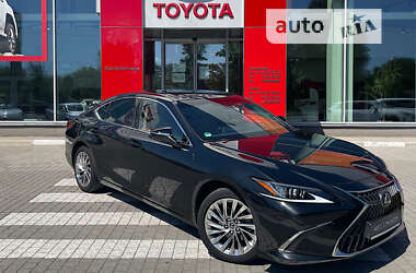 Седан Lexus ES 2021 в Запоріжжі