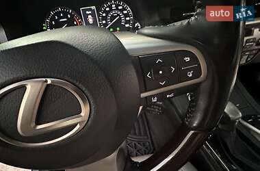 Седан Lexus ES 2016 в 