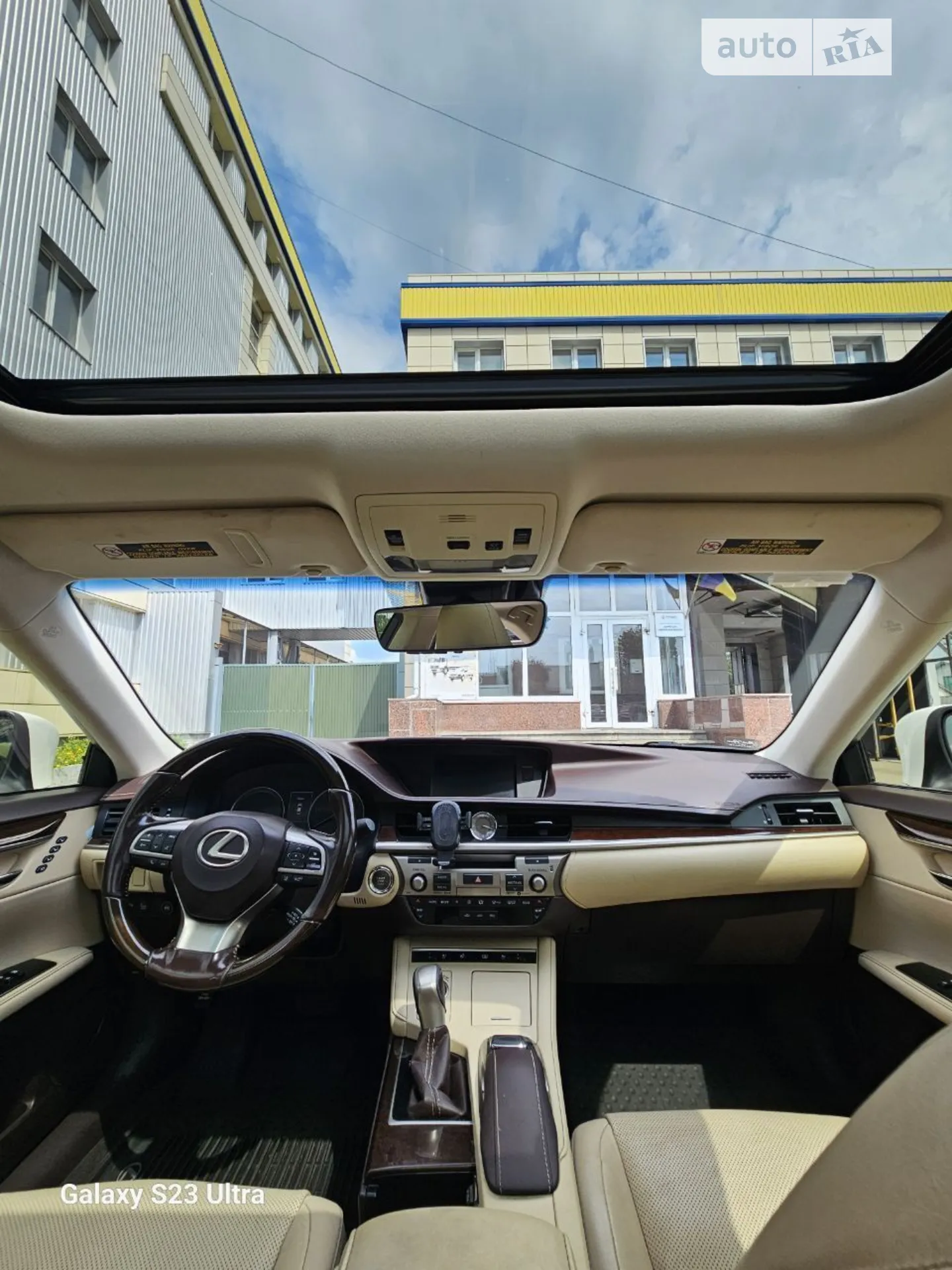 2016 Lexus ES - мініатюра 25