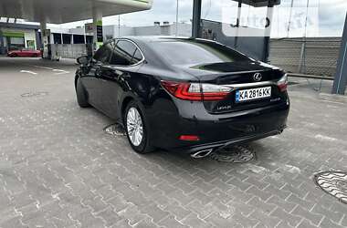 Седан Lexus ES 2018 в Рокитному