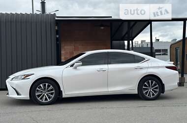 Седан Lexus ES 2021 в Києві