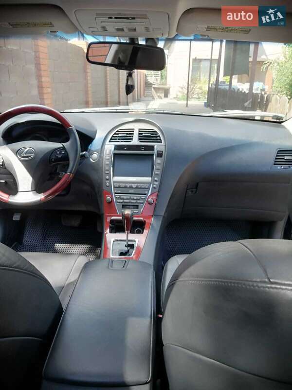 Седан Lexus ES 2007 в Черноморске