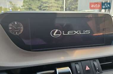 Седан Lexus ES 2018 в Ровно