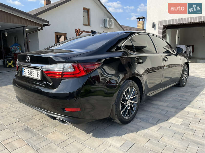 Седан Lexus ES 2018 в Одессе