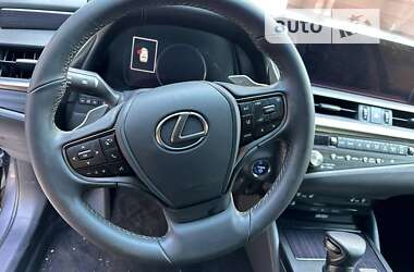 Седан Lexus ES 2021 в Києві