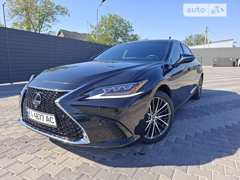 Седан Lexus ES 2023 в Белой Церкви