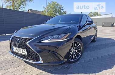 Седан Lexus ES 2023 в Белой Церкви