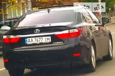 Седан Lexus ES 2014 в Києві