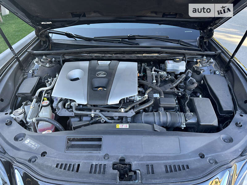 Седан Lexus ES 2019 в Днепре