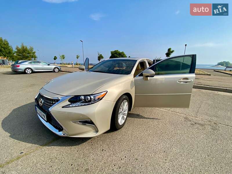 Седан Lexus ES 2013 в Черкассах