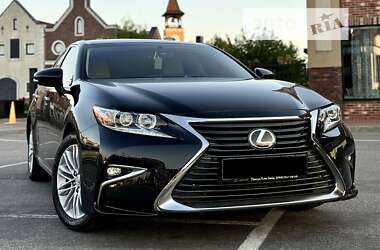 Седан Lexus ES 2016 в Києві